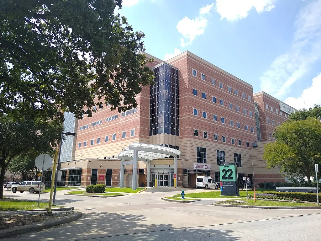 Review: How can we fix our hospitals?